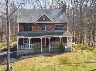 16 Donica Rd, York, ME 03909