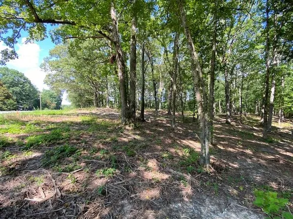 6008 Old Highway 69, Camden, TN 38320