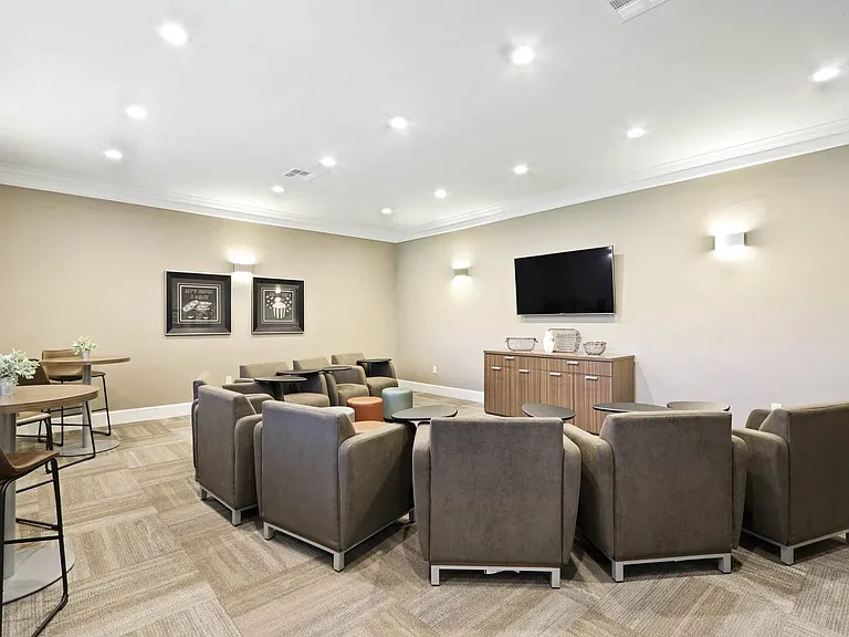 Quail Chase Apartments — Photo 15