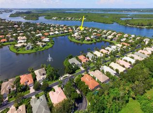1294 W Island Club Sq, Vero Beach, FL 32963