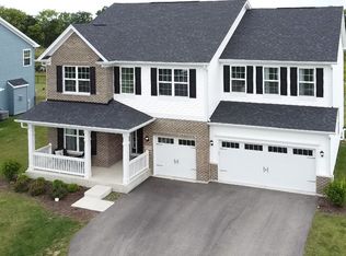 12554 S Poplar Xing, Plainfield, IL 60585