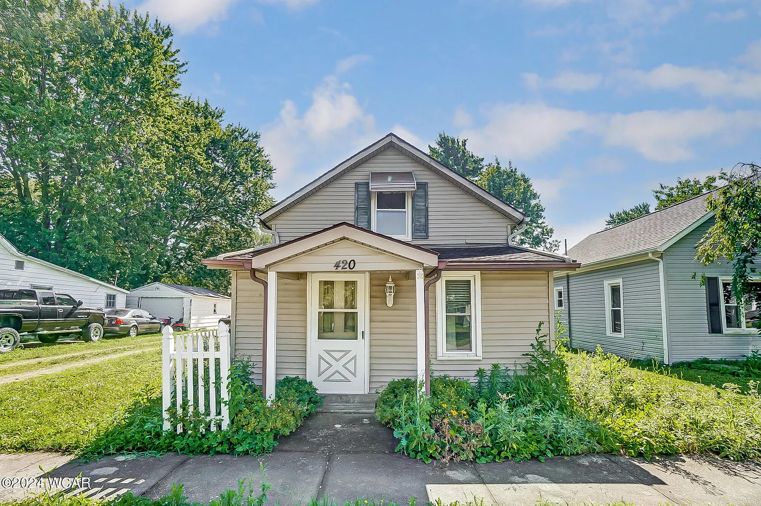 420 Edwards St photo 1