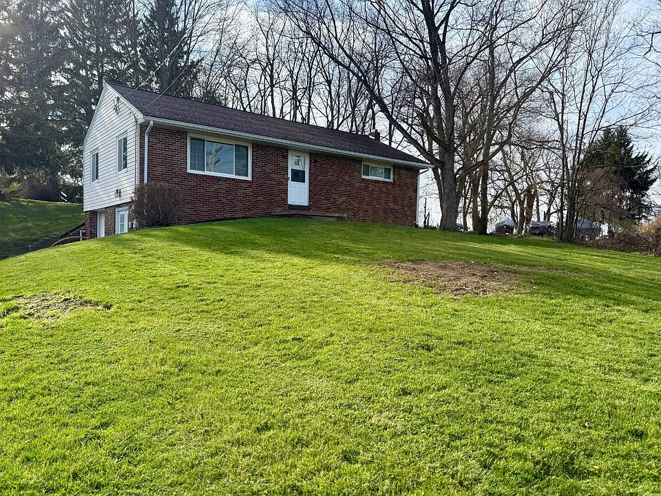 1st image of 131 Camp Meeting Rd