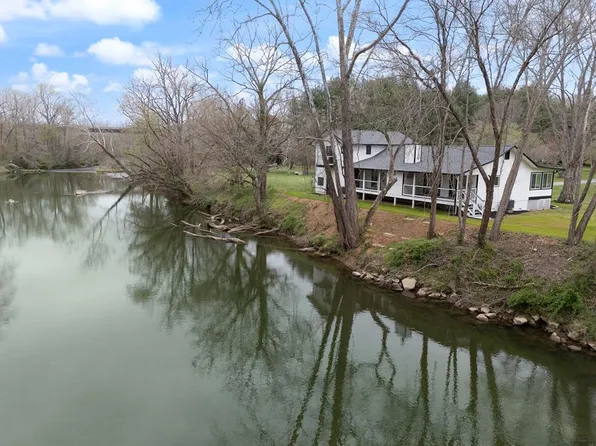 284 Smokeford Rd, Murphy, NC 28906