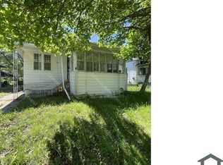 916 Kennelworth Ave, Flint, MI 48503