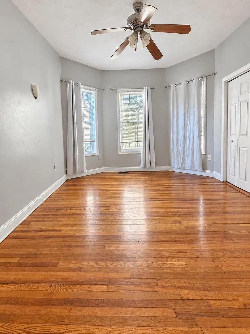 7 Ferndale St - Unit 1 — Photo 2