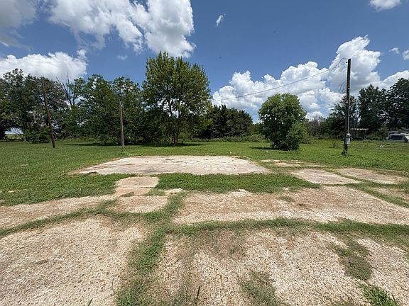 3rd image of 571 Highway 183