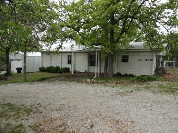 9209 Sleepy Hollow Dr, Newalla, OK 74857