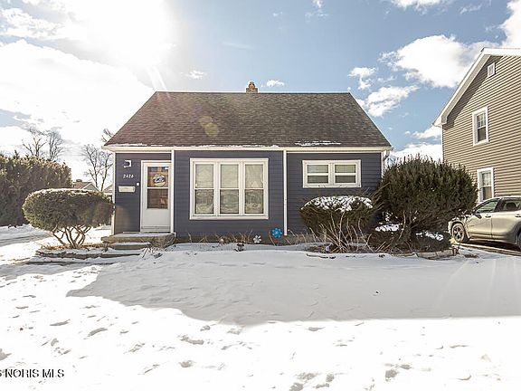 2nd image of 2426 106th St
