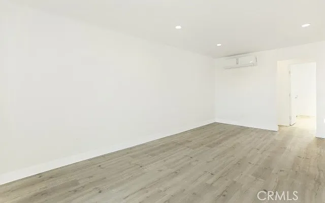 6745 Laurel Canyon Blvd #203 — Photo 8