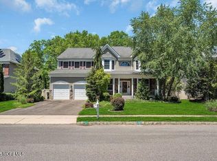5 Trumbull Ct, Jackson, NJ 08527