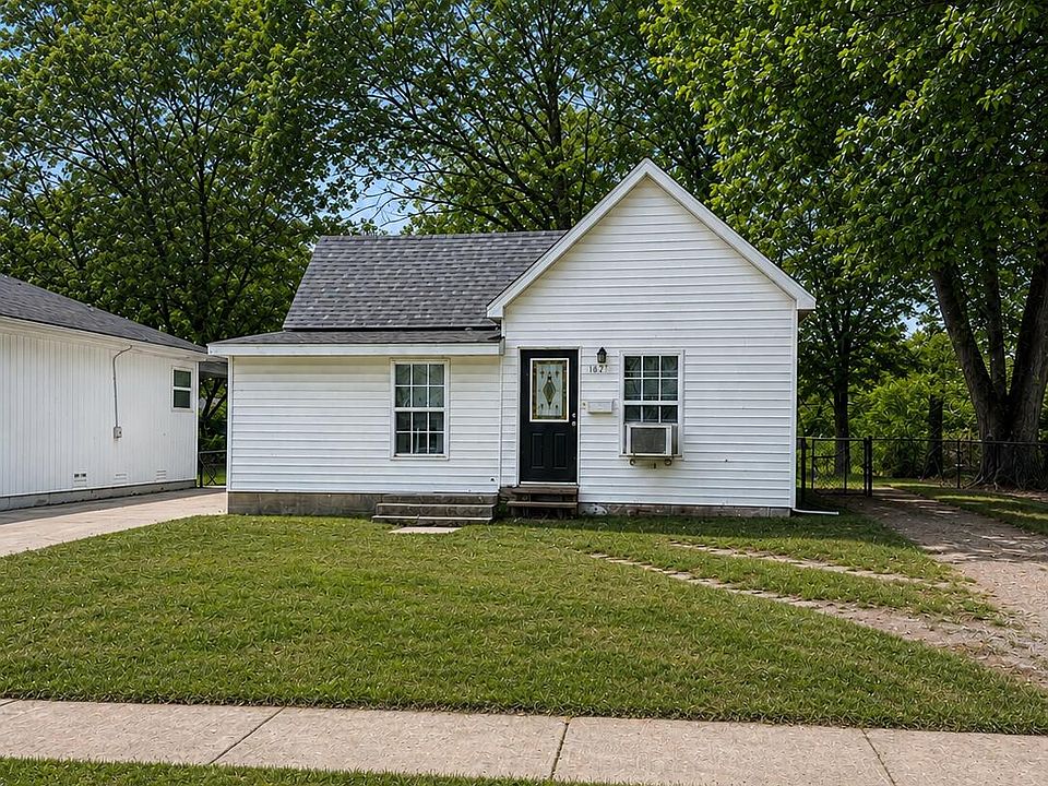 1st image of 1627 N Main Avenue