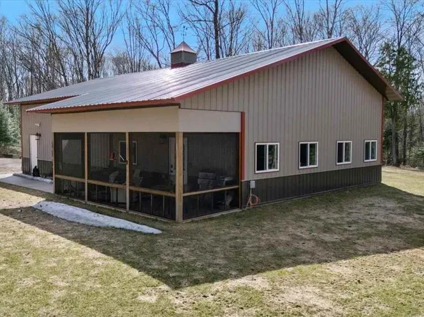 12849 Beauty Mountain Rd, Hibbing, MN 55746