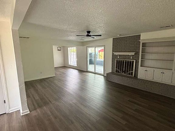 3rd image of 509 SW 25th Pl