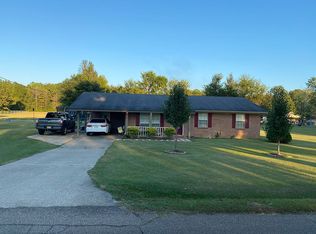 209 Dowdle Dr, Columbus, MS 39702