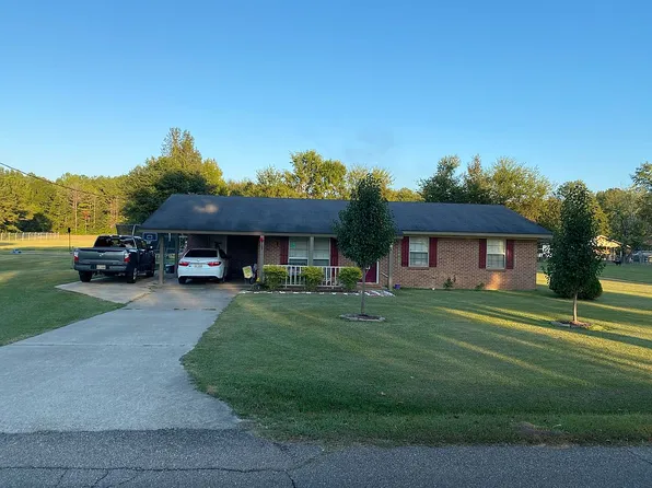 209 Dowdle Dr, Columbus, MS 39702