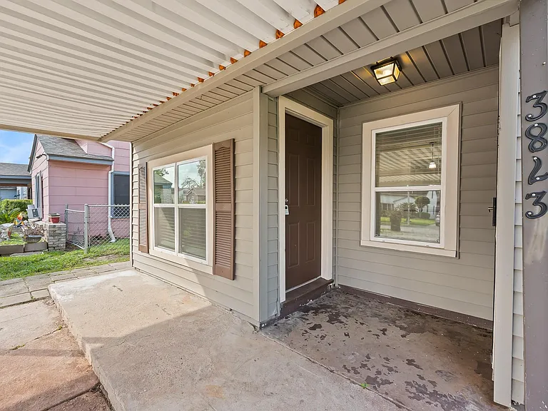 3823 Florinda St — Photo 5