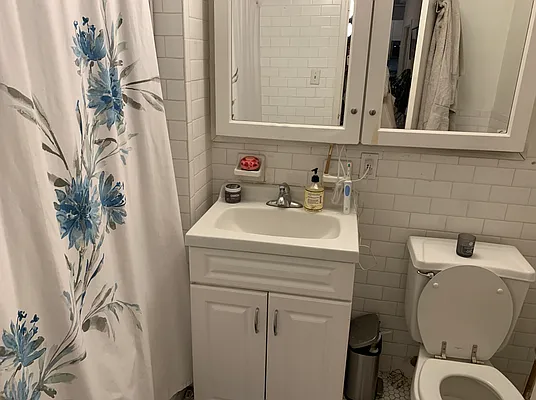 Rented by The Downtown LLC | media 22