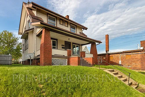 2613 4th St NW Photo 1