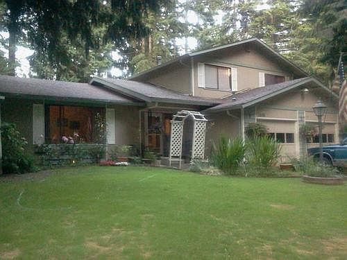 1st image of 6606 Sierra Dr SE