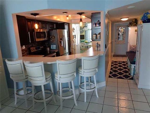 3rd image of 8800 S Ocean Dr #Penthouse 1402-0