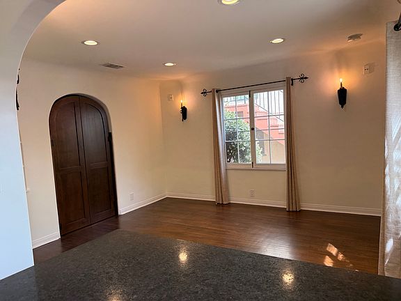 4th image of 937 Hammond St #939