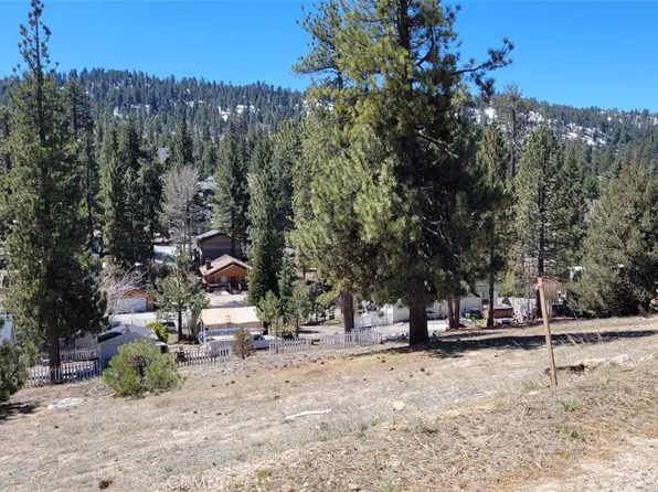 39243 Crest Ln #10, Big Bear Lake, CA 92315