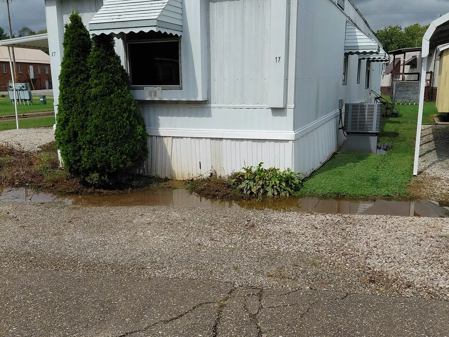 2 bed, 1000 sqft, $275 — Photo 4