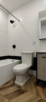 Rented by EXR | media 7