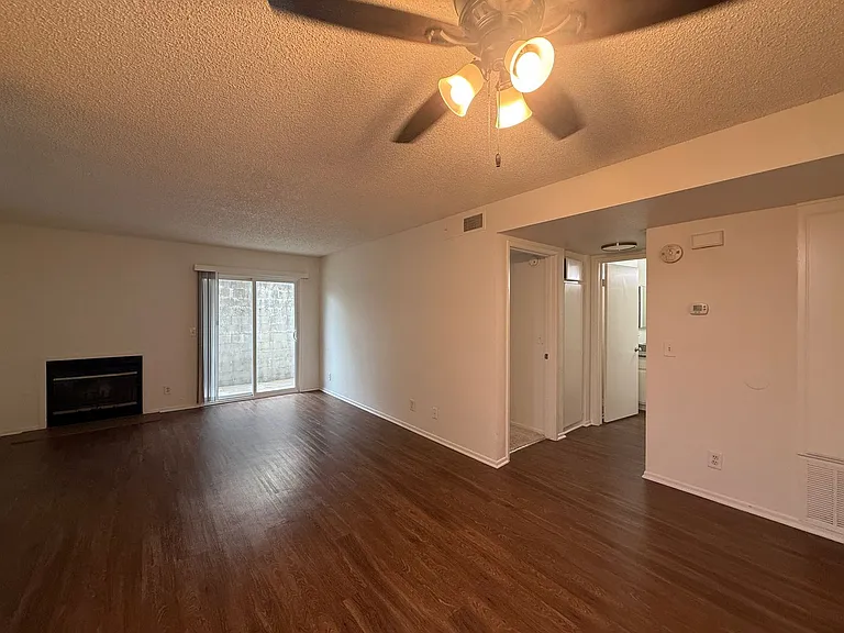 Foothill Blvd. Apartments — Photo 5