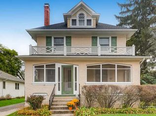 329 N Worth Ave, Elgin, IL 60123