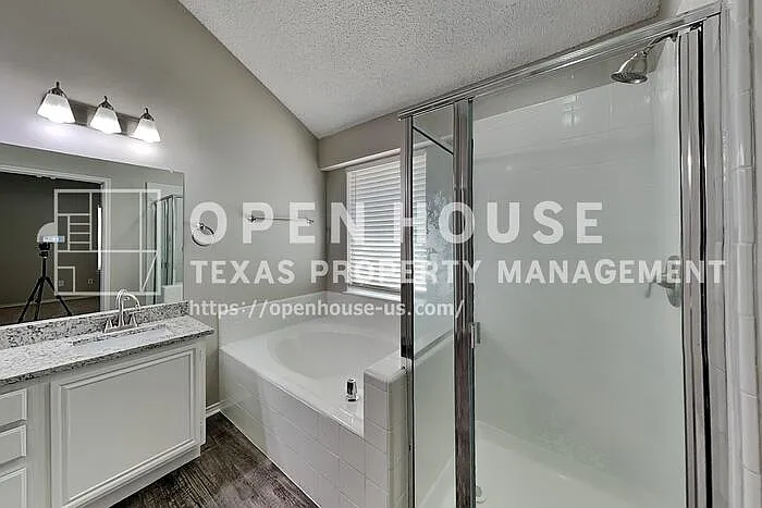 5905 Madison Dr — Photo 10