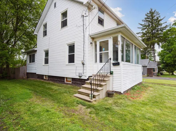332 Adams St, Jackson, MI 49202