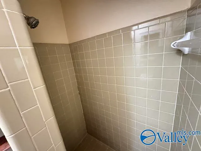 7403 Wall Triana Hwy — Photo 22