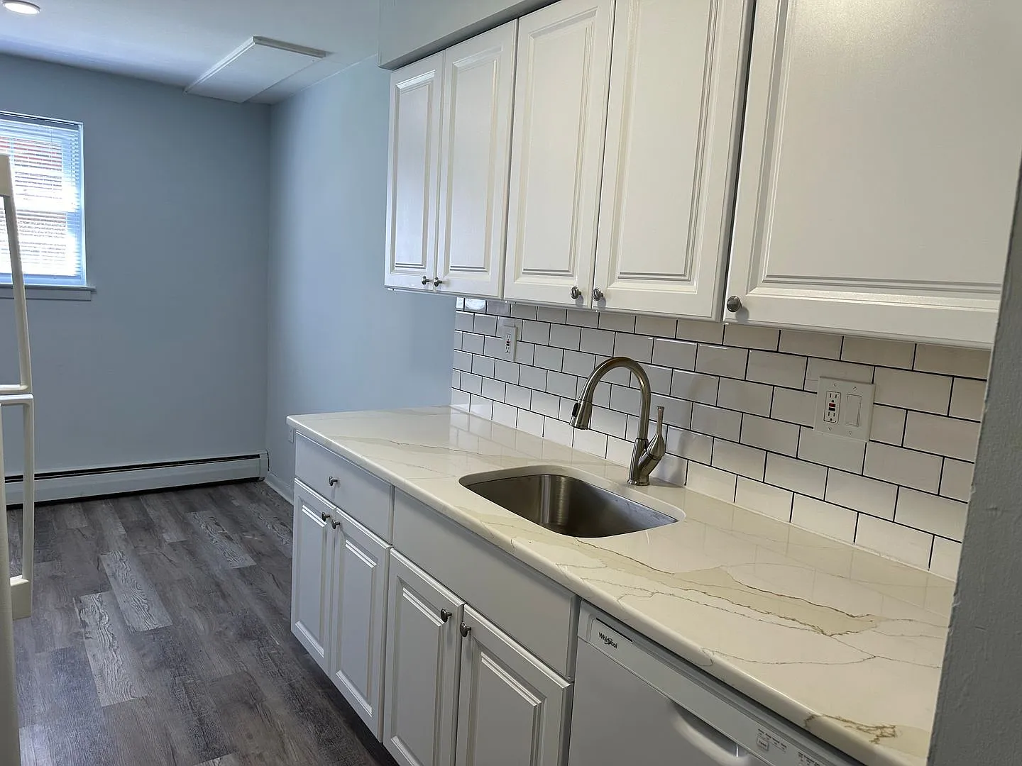 West Avenue Apartments — Photo 1