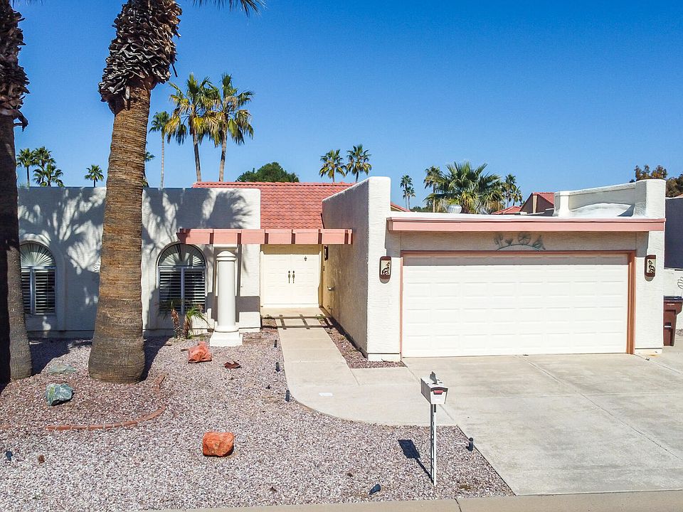 1st image of 10906 E BELLFLOWER Drive