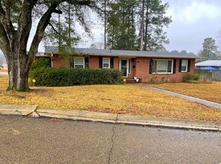 1703 Monzingo St, Magnolia, AR 71753