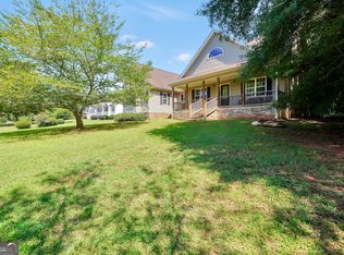 1128 Meadowview Dr, Jackson, GA 30233