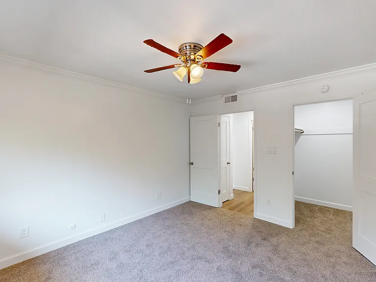 109 Professional Center Pkwy #106 — Photo 9