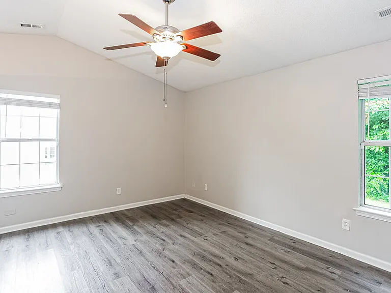 9236 Kimmel Ln — Photo 11