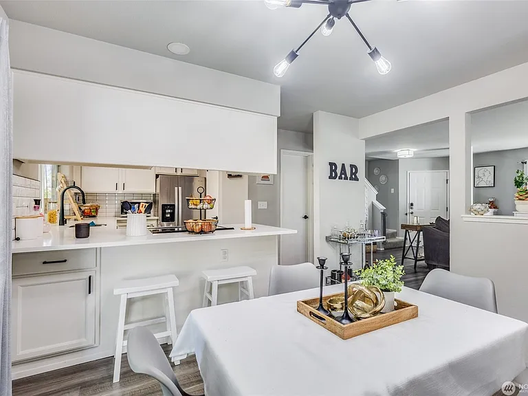 2125 Bridgeport Way W #2125 — Photo 7