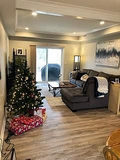 3rd image of 634 Queens Ct #2