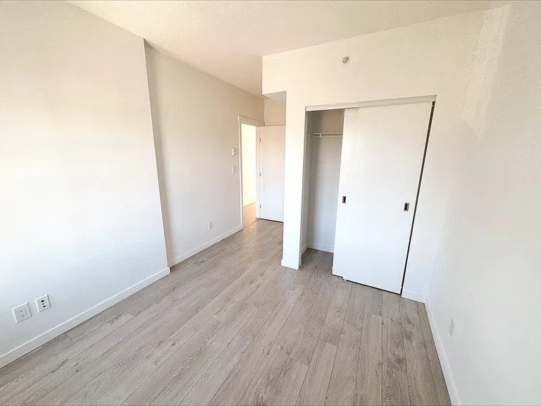 2975 Oak St #103 — Photo 5