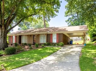 6520 Malibu Dr, Columbus, GA 31909