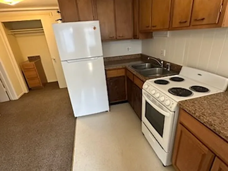 715 Palmer Ave — Photo 3