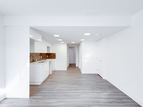 4th image of 203 Kinglet Blvd NW #Basement