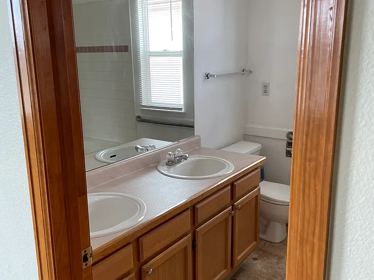 5097 S Elkhart Ct — Photo 3
