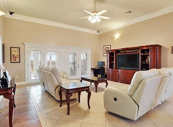 4th image of 3737 Lake Lynn Dr