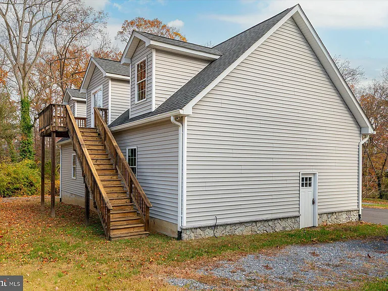 2942 Southaven Dr — Photo 32