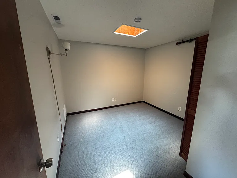 1311 Middlesex St #3R — Photo 9